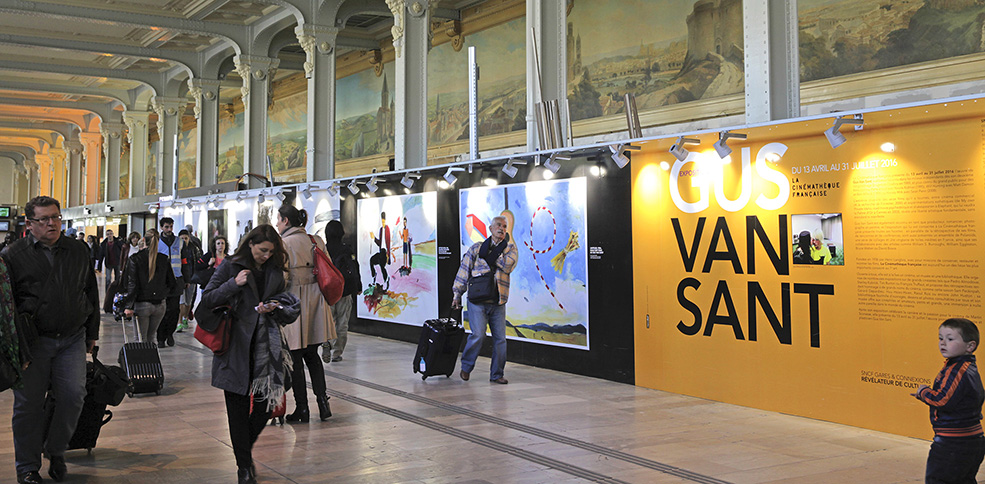 exposition en gare de Paris TGV